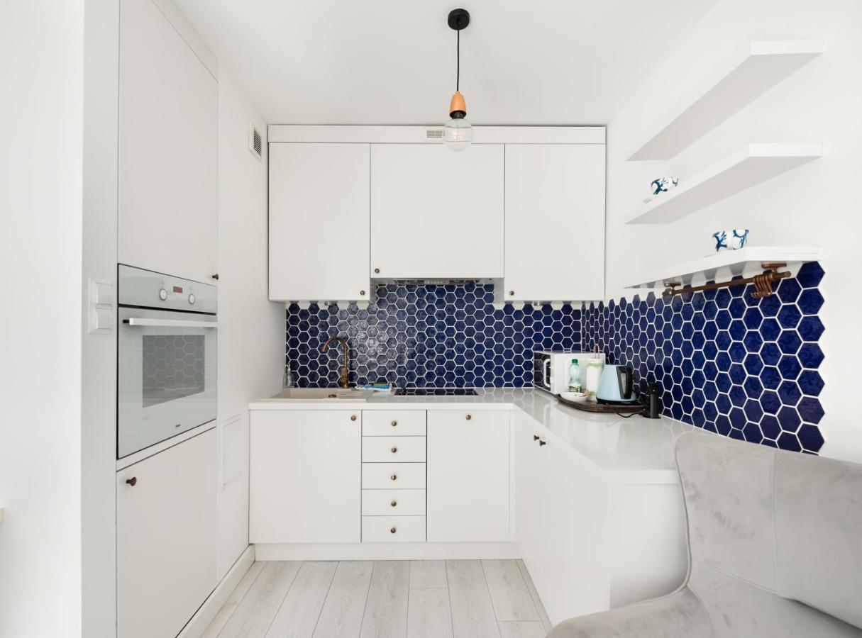 Zlota Blue Modern Studio Warsaw Exterior photo