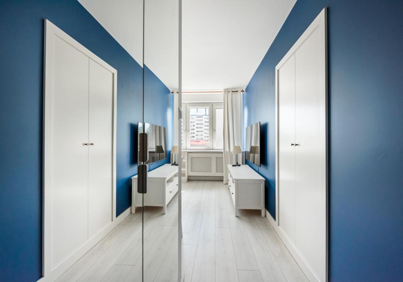 Zlota Blue Modern Studio Warsaw Exterior photo